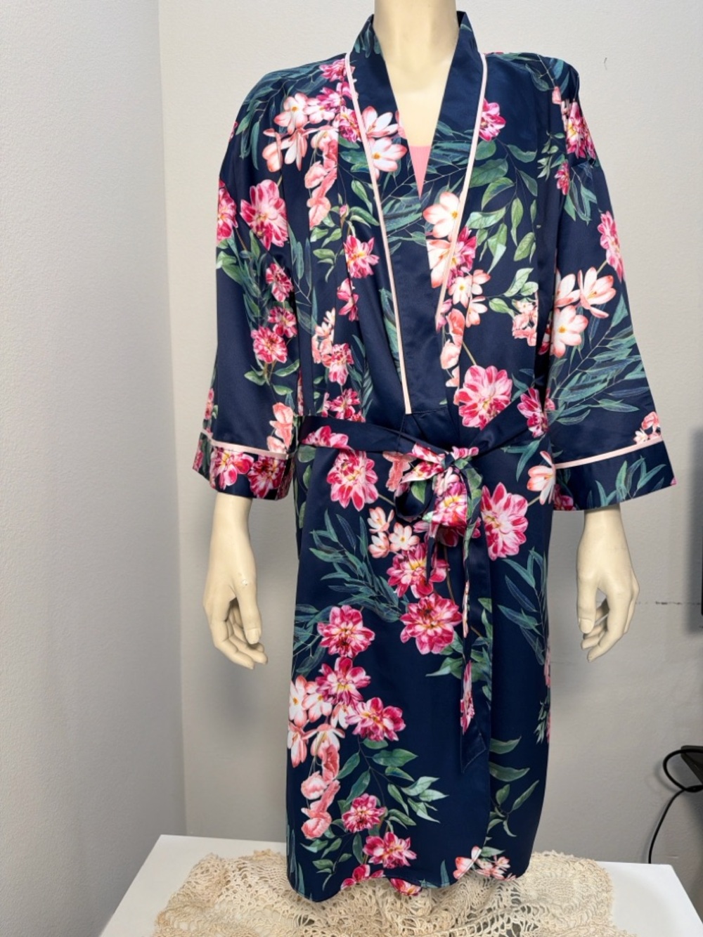 Saks Fifth Avenue Navy Satin Floral Kimono with Pink Roses